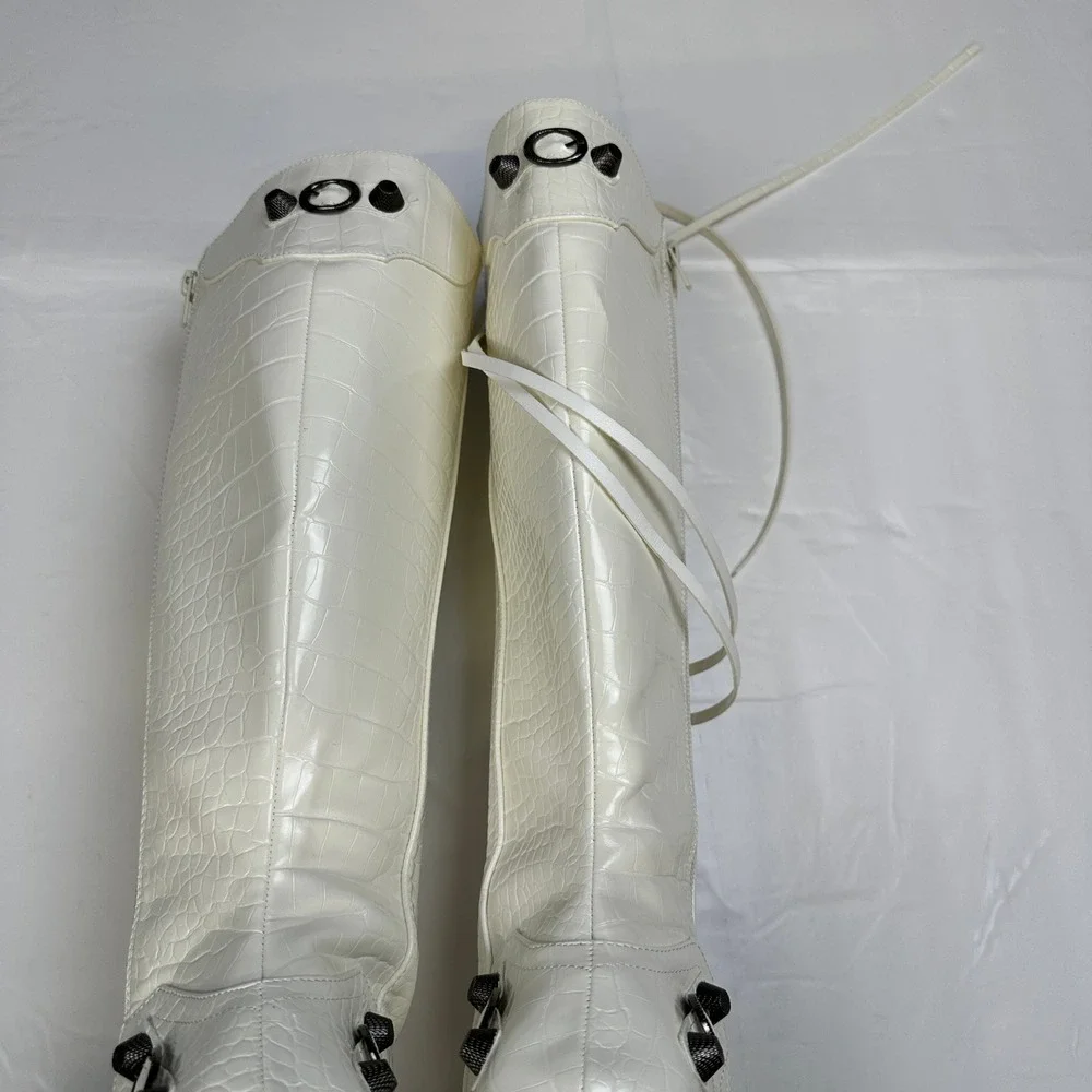 Fashion Nova Knee High Boots Croc Embossed White Stiletto Size 6 - Picture 8 of 13